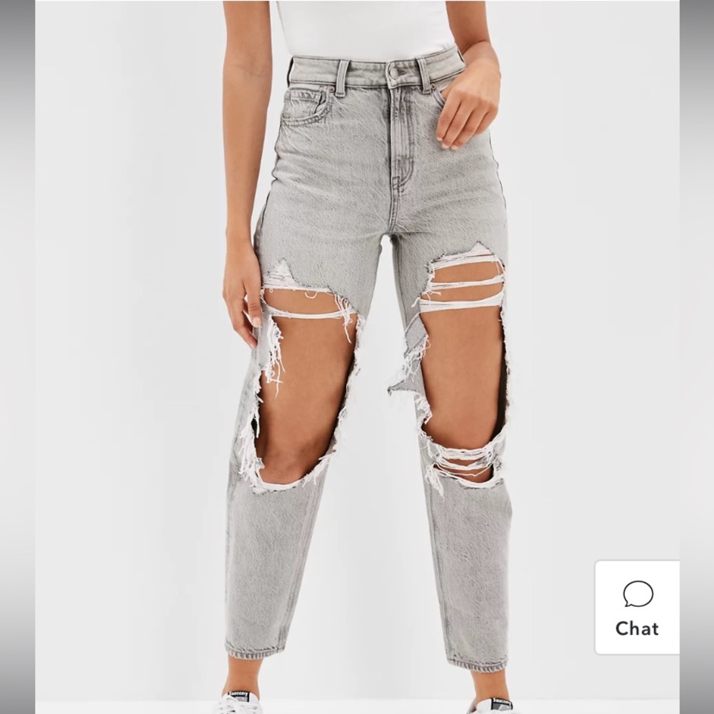 American Eagle haze grey ripped mom straight jeans, size 2 regular